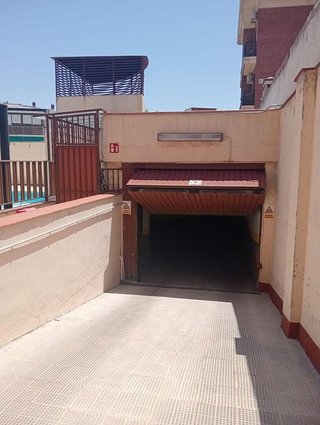 Garaje en alquiler en Colina en Madrid