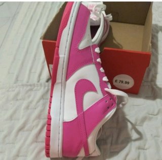 Zapatillas Nike Blancas y Rosas