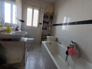 Piso en venta en Universidad - Los Lirios en Logroño