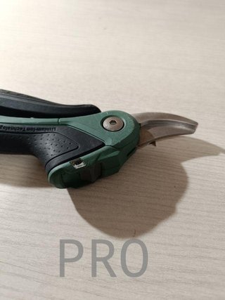Forbici da potatura a batteria Bosch (batteria 3,6 V integrata)
