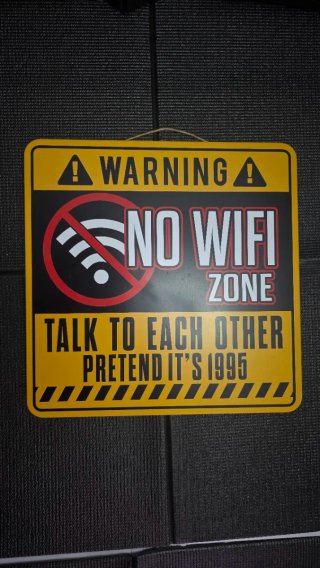 Placa Decorativa No WiFi Zone Metal