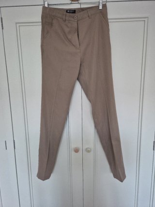 Pantalón mujer Bianca beige