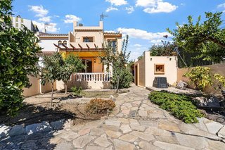 Casa pareada en venta en Centro Ciudad en Fuengirola