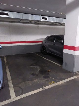 Garaje en venta en Porta en Barcelona