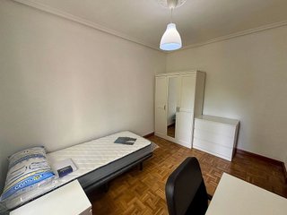 Piso en alquiler en Milagrosa en Pamplona