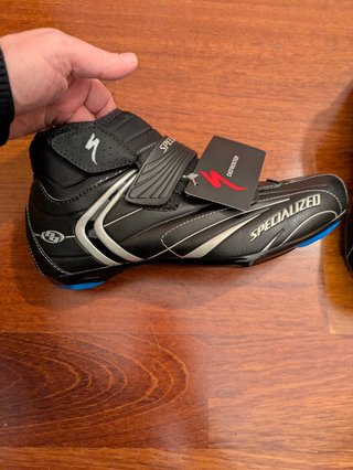 NUEVAS Zapatillas SPECIALIZED DEFROSTER talla 41