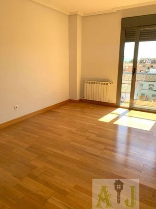 Piso en alquiler en Casco Histórico de Barajas en Madrid