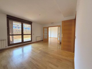 Dúplex en alquiler en Valdemarín en Madrid