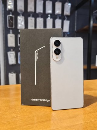 SAMSUNG S25 EDGE 256GB PLATA 99% BATERÍA