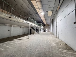 Nave industrial en venta en Palmete-Padre Pío-Hacienda San Antonio en Sevilla