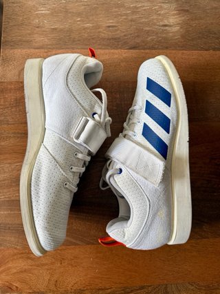 Zapatillas gym Adidas Powerlift 5 talla 10 1/2 US
