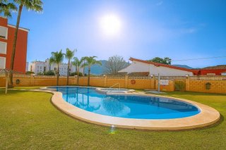 Piso en venta en Les Marines/Las Marinas en Dénia