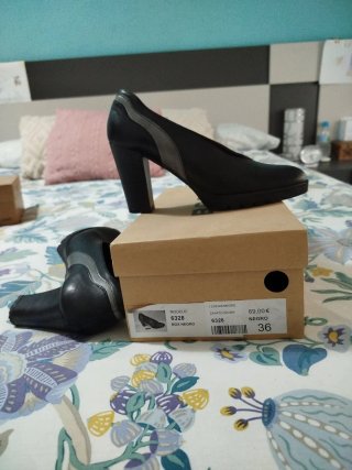 Zapatos de Tacón Negros y Grises Talla 36