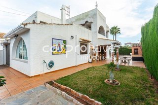 Casa pareada en venta en Curva - Heliópolis en Benicasim/Benicàssim