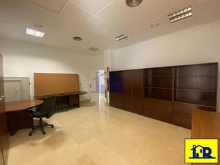 Local comercial en alquiler en Centro en Cuenca