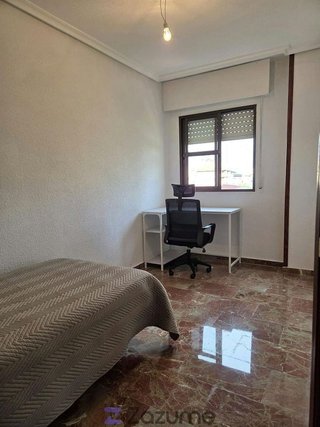 Piso en alquiler en El Valle - Universidad en Jaén