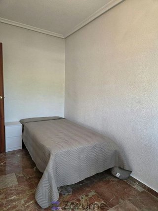 Piso en alquiler en El Valle - Universidad en Jaén