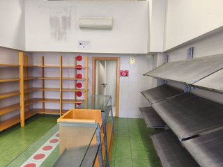 Local comercial en venta en San Juan en Pamplona