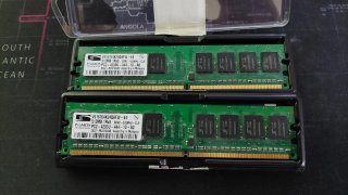 1GB - 2 Módulos RAM ProMOS 512MB PC2-4200U