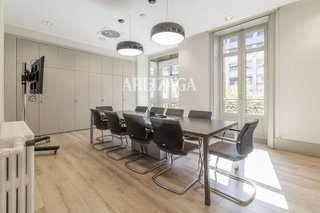 Oficina en alquiler en Centro en San Sebastián-Donostia