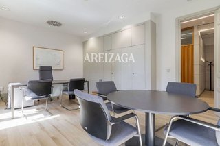 Oficina en alquiler en Centro en San Sebastián-Donostia