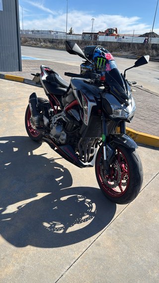 Kawasaki Z900 Naked 95cv A-A2