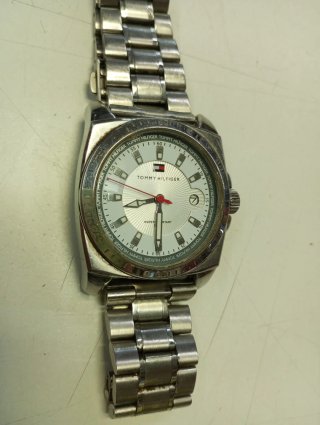Reloj Tommy Hilfiger Plateado