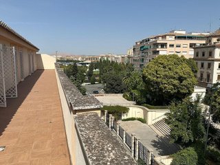 Piso en alquiler en Centro - Sagrario en Granada