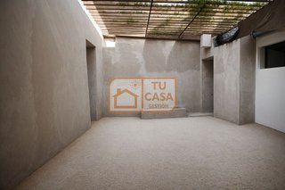 Casa adosada en venta en Ciudad Monumental en Cáceres