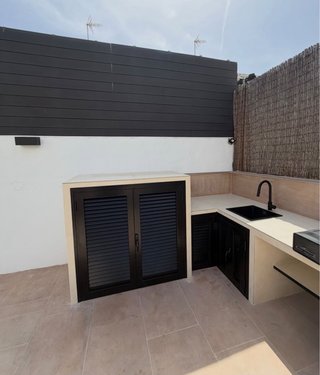 Puertas y cerramientos modernos
