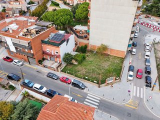 Solar en venta en Zona Mercat en Rubí