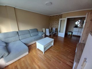 Piso en alquiler en Covadonga - Campuzano - Ciudad Vergel en Torrelavega