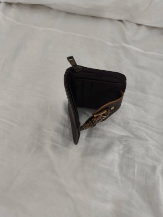 Billetera de cuero marrón