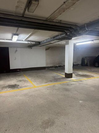 Garaje en alquiler en Valdenoja - La Pereda en Santander