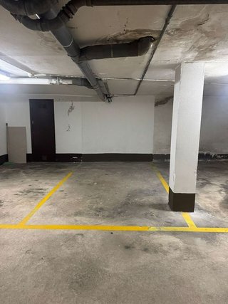 Garaje en alquiler en Valdenoja - La Pereda en Santander