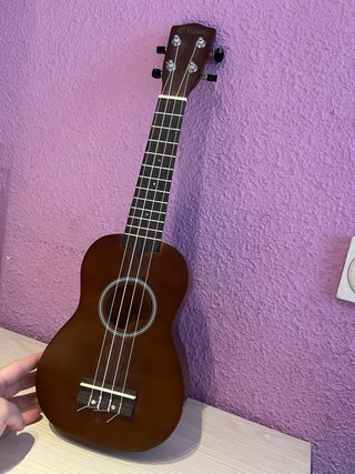 Ukelele Tiger Marrón