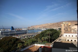 Piso en alquiler en Centro en Almería