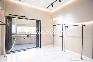 Local comercial en alquiler en Sant Gervasi - Galvany en Barcelona