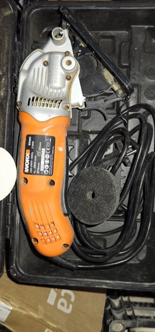 PACK LIMITADO Martillo Makita M8701B + Mini sierra