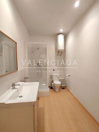 Oficina en alquiler en El Antiguo en San Sebastián-Donostia