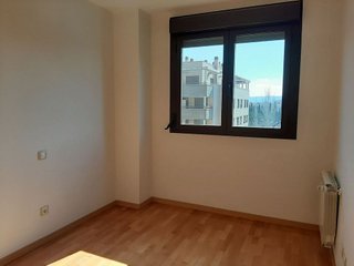 Piso en alquiler en San Isidro - Los Almendros en Alcalá de Henares