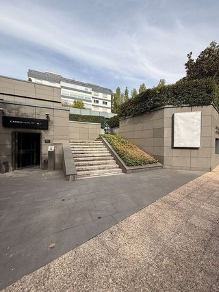 Local comercial en alquiler en Fuentelarreina en Madrid