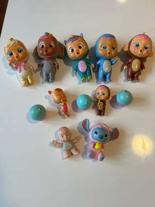 Set de 9 Figuras Bebés Llorones
