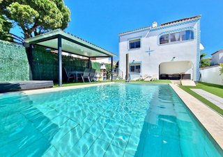 Chalet en venta en Empuriabrava en Castelló d´Empúries
