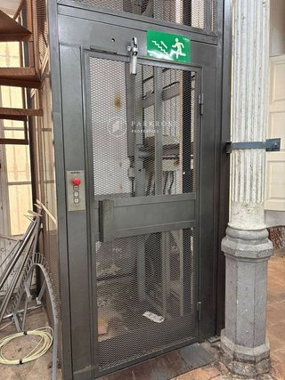 Local comercial en alquiler en La Dreta de l'Eixample en Barcelona