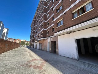 Garaje en venta en Pumarín en Gijón