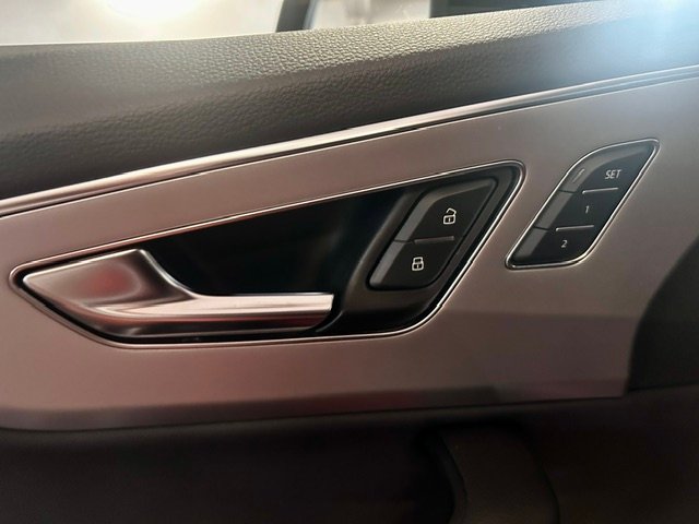 Audi Q7 2022- 55tfsi-e