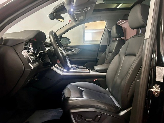 Audi Q7 2022- 55tfsi-e