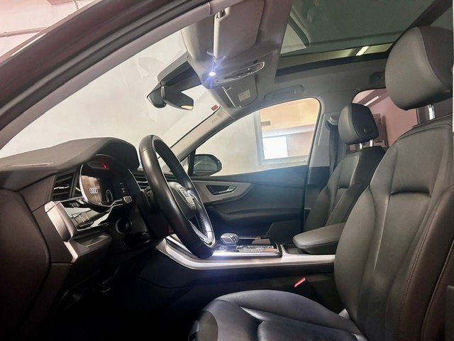 Audi Q7 2022- 55tfsi-e