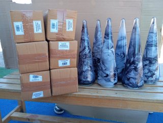 Jarrones de cristal con diseño marmoleado